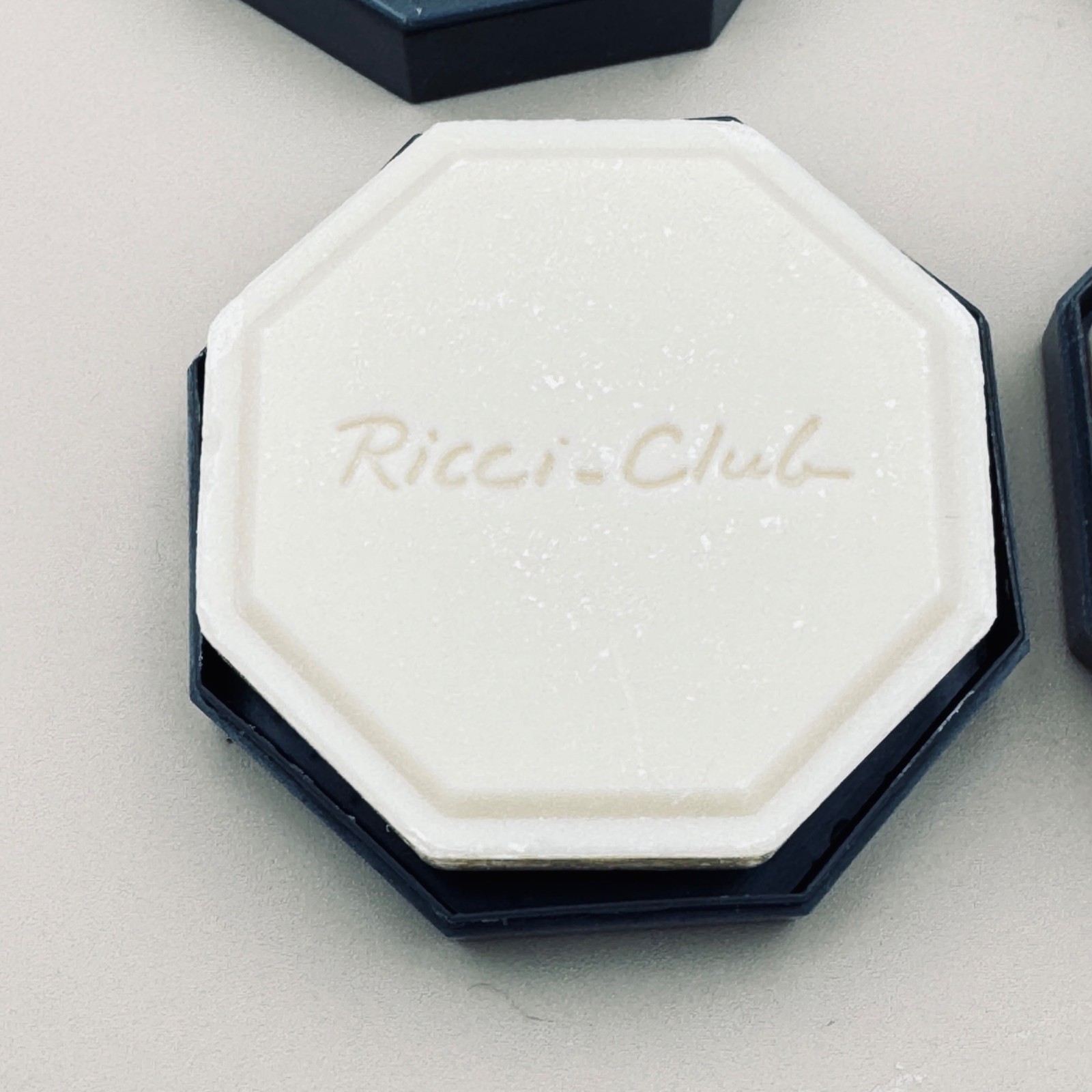 2 Nina Ricci Ricci Club Soap w/ Case VTG 1980s Discontinued Italy UNUSED