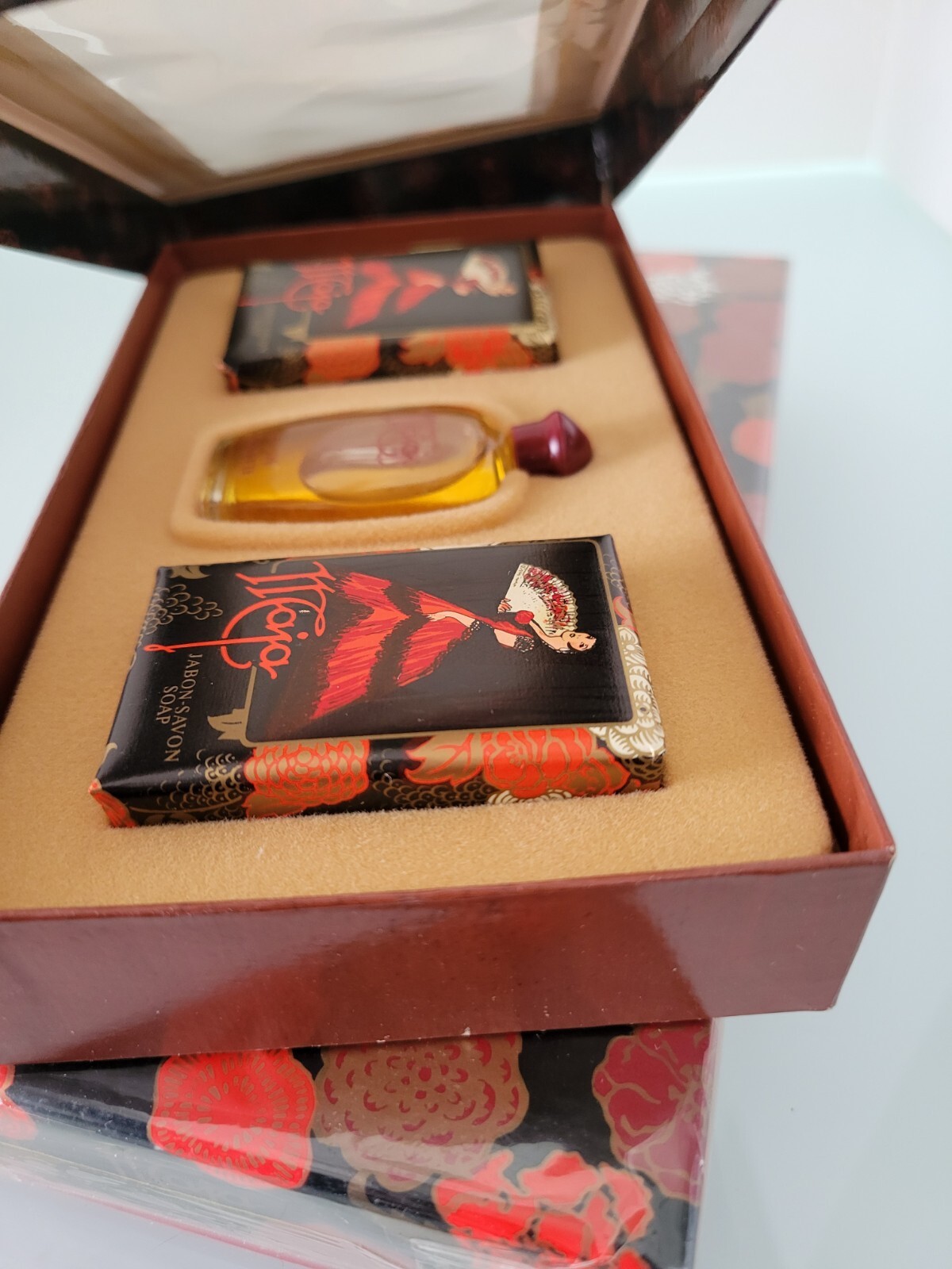 VTG ORIGINAL Maja Jabon Myrurgia Soap Set of 3 Bars & Travel Bars Mini EDT