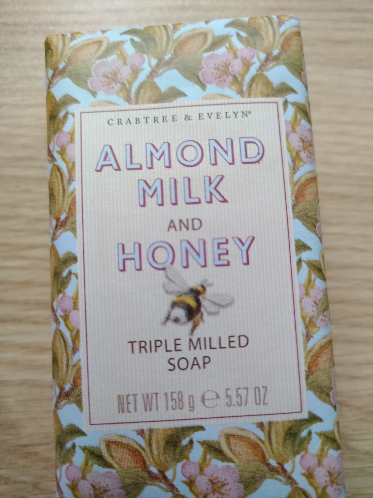 Crabtree & Evelyn ALMOND MILK & HONEY Triple Milled Soap 5.6 oz New Old Stock