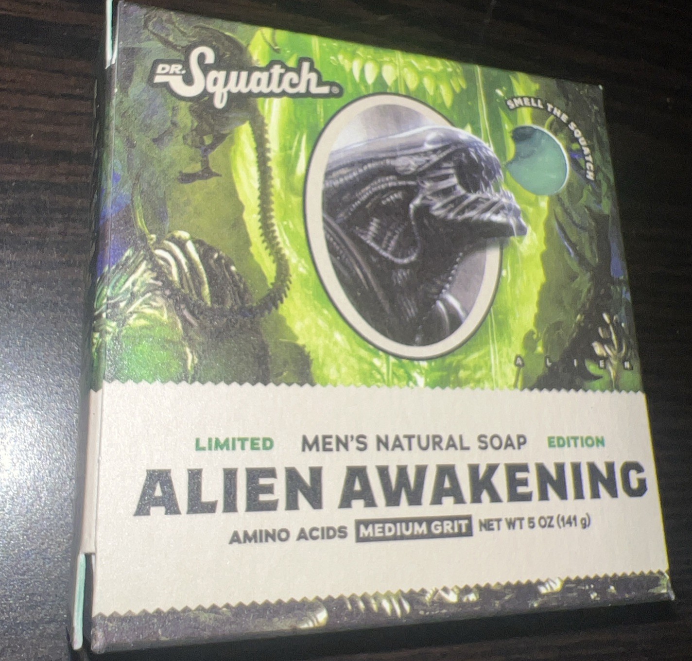 Dr. Squatch Alien Awakening Natural Soap Bar Ltd Ed Alien Medium Grit