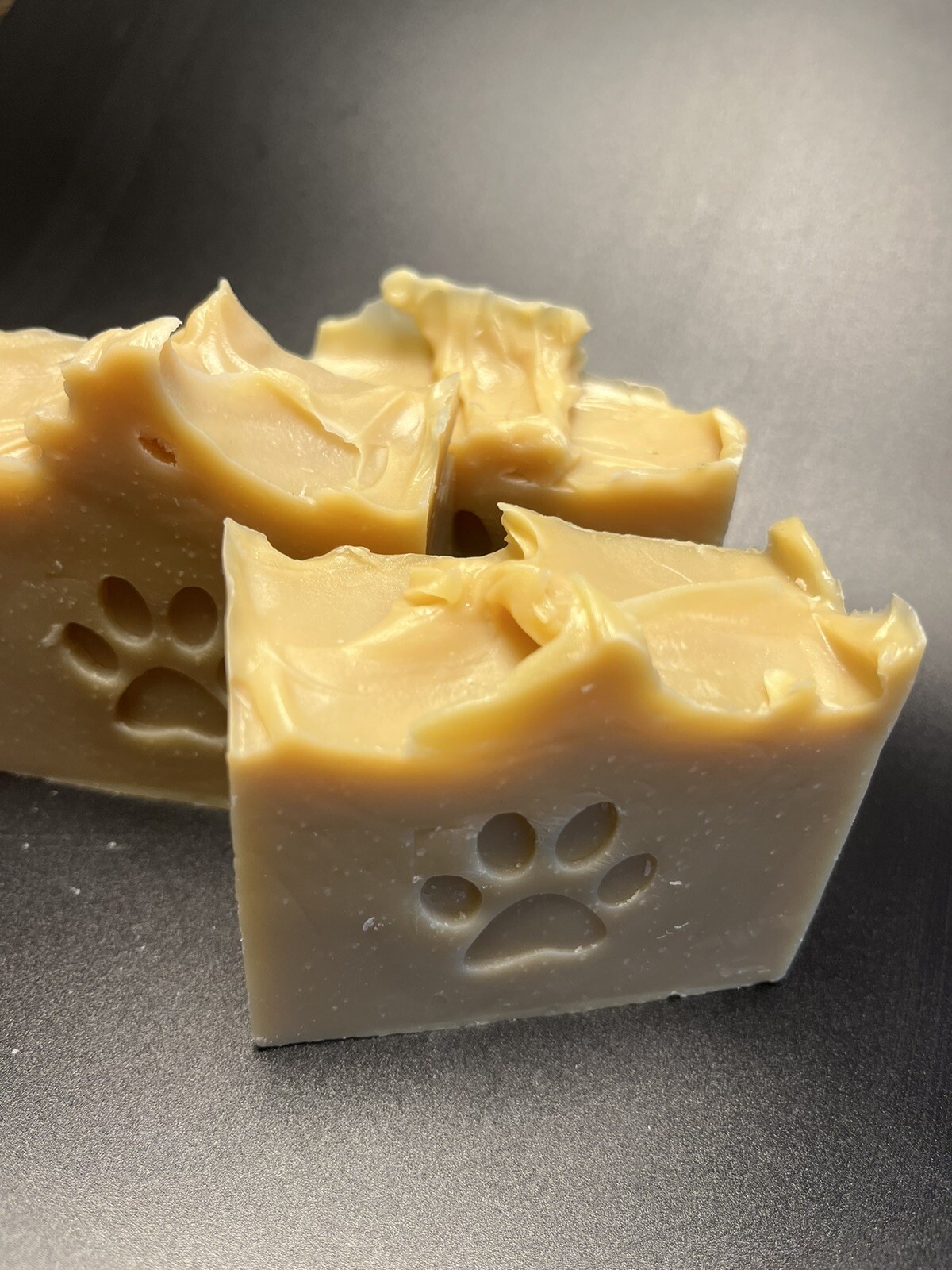 Handmade Dog Shampoo bar Cold Processed Soap with Neem oil – dry itchy skin
