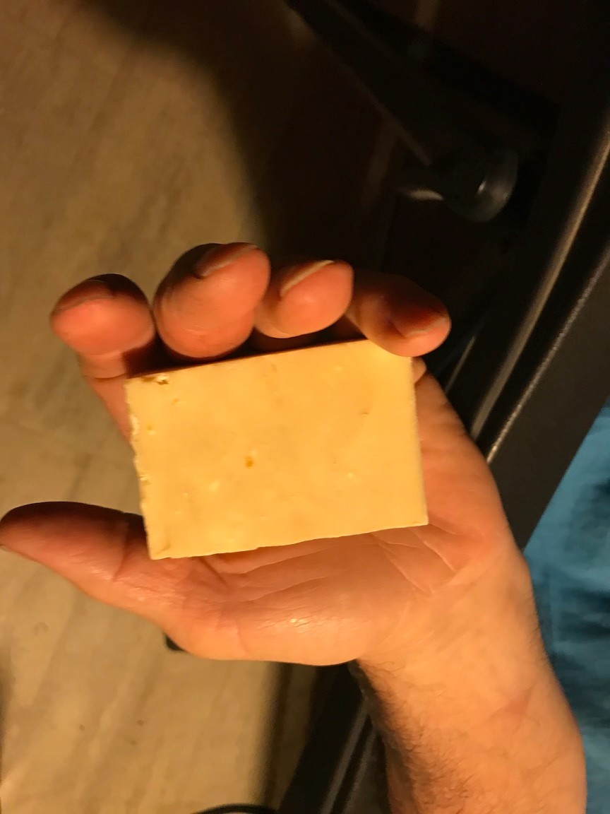 Tallow soap – CARNIVORE soap – Grass fed Tallow – Raw Milk – no scent -no dye –