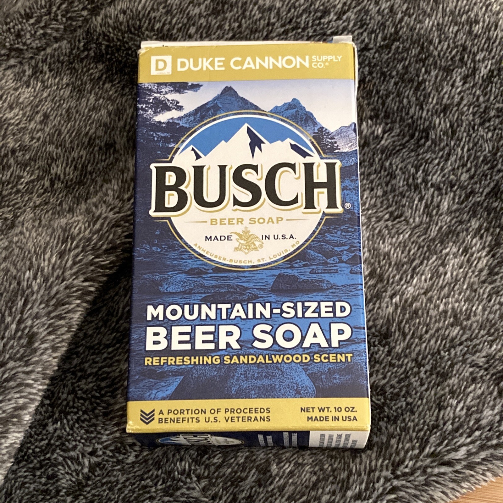 3)DUKE CANNON BUSCH BEER SOAP MOUNTAIN-SIZED SANDALWOOD SCENT 10OZ. BEN US VETS.