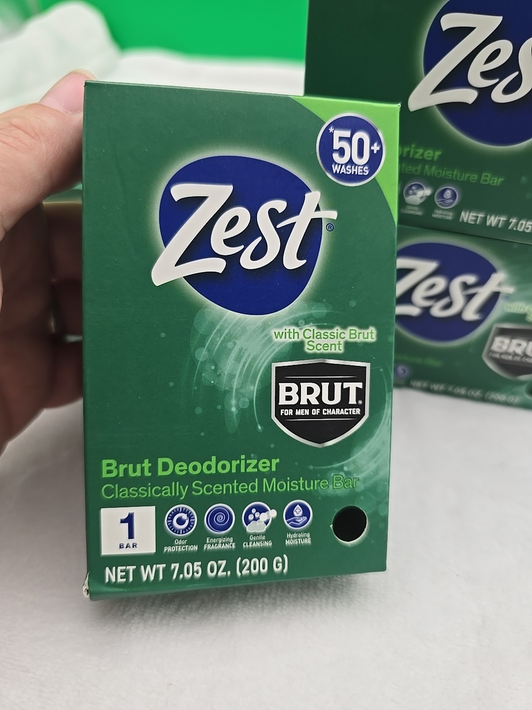 Zest Brut Deodorizer Classically Scented Moisture Bar Soap 7.05 oz. lot of 4 New