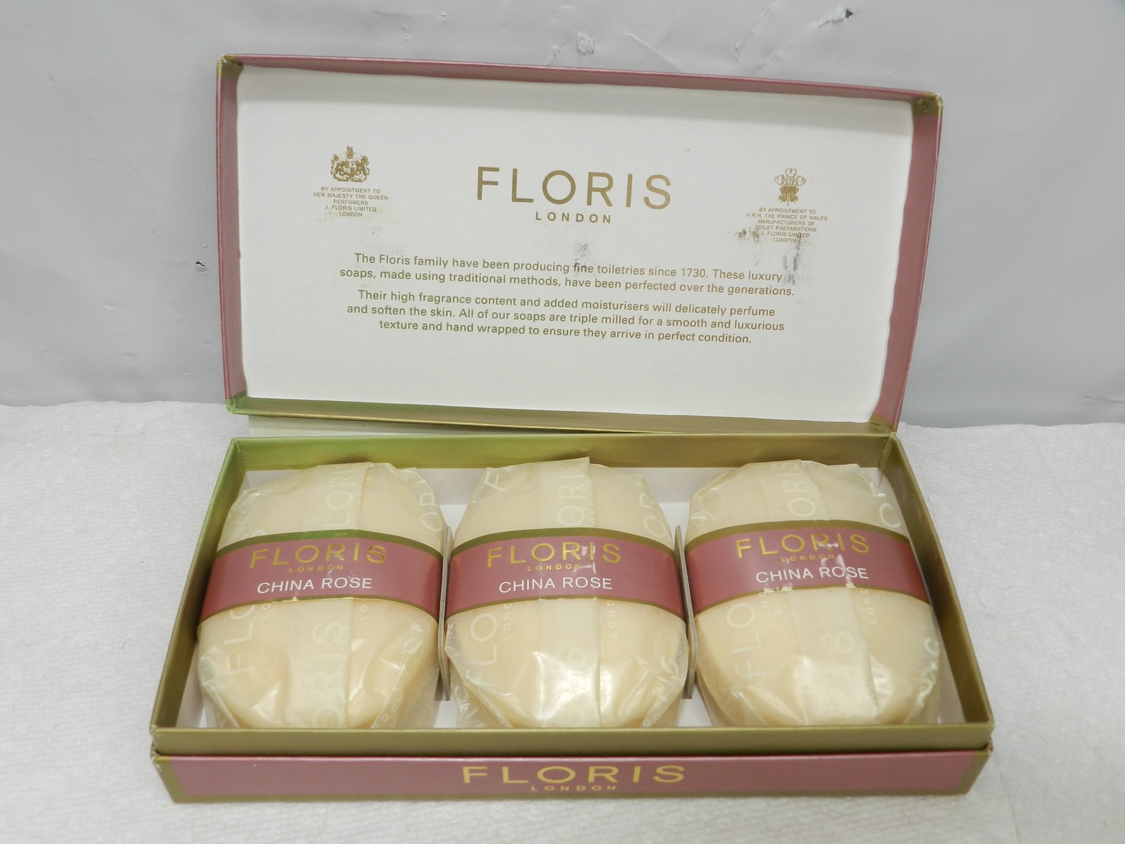 Floris London China Rose Bouquet Triple Milled Luxury Hand Soap 3 x 2.64 oz N60J