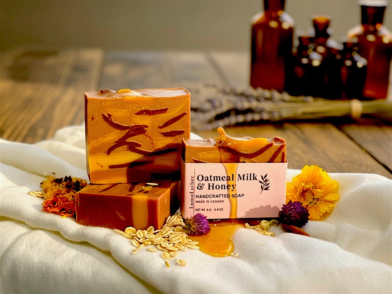 LumaLather Oatmeal Milk & Honey Handmade Soap Bar – Gentle Moisturizing Soap