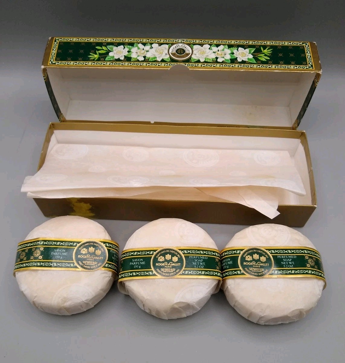 3 Roger & Gallet Perfumed Soaps, Gardenia 5.2 Oz Bars, vintage open box READ
