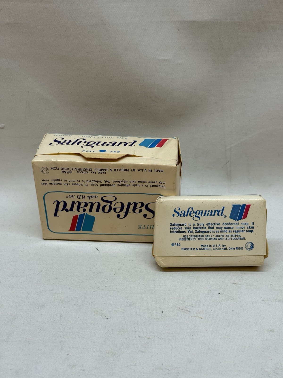 Vintage Safeguard Bar Soap – White (3.5oz) Plus Sample Size