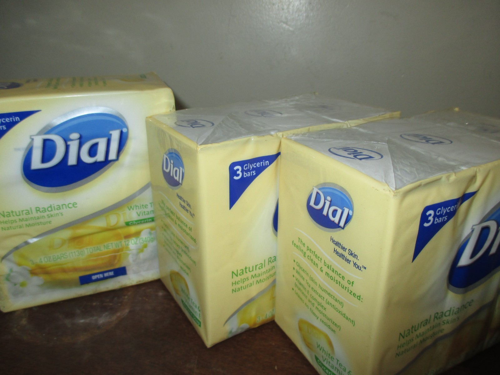 3 pack of 3 Dial Bar Soap White Tea and Vitamin E Glycerin 4 OZ