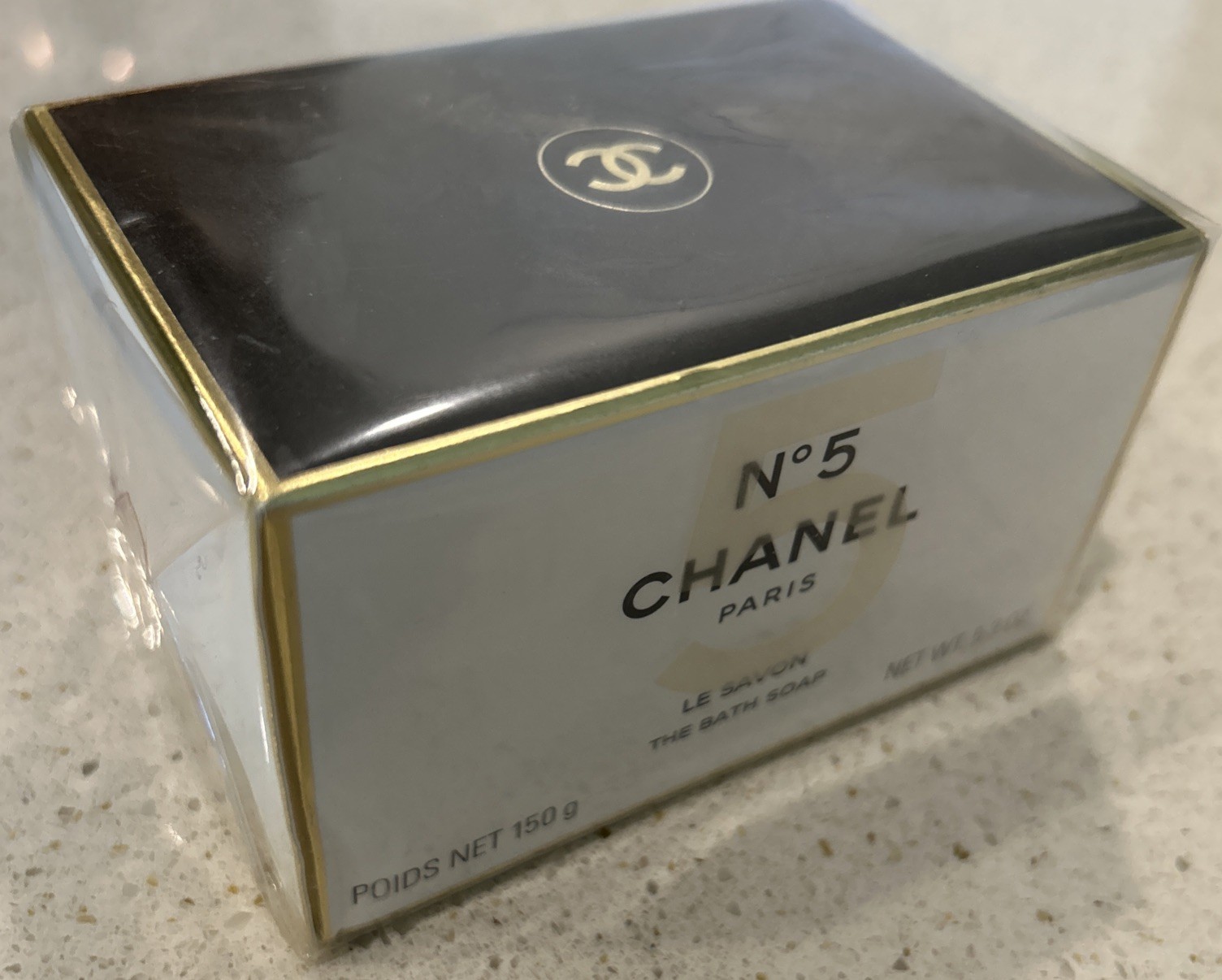 CHANEL No 5 Paris le Savon Bath Soap Bar 5 .3 oz (150g)