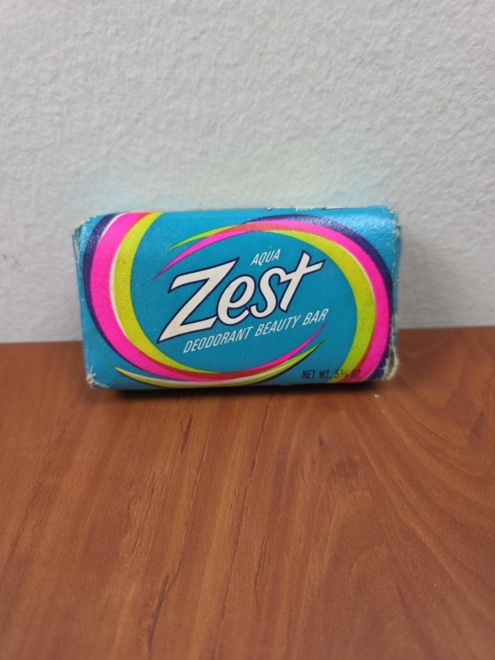 Vintage NOS Zest Aqua Deodorant Beauty Bar Soap 5.75oz Bath Size #A315