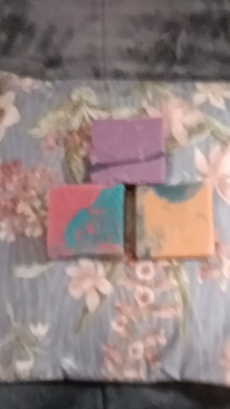 Dr. Squatch Multicolor Rectangular Body Bar Soap Set of 3 friend’s & family.