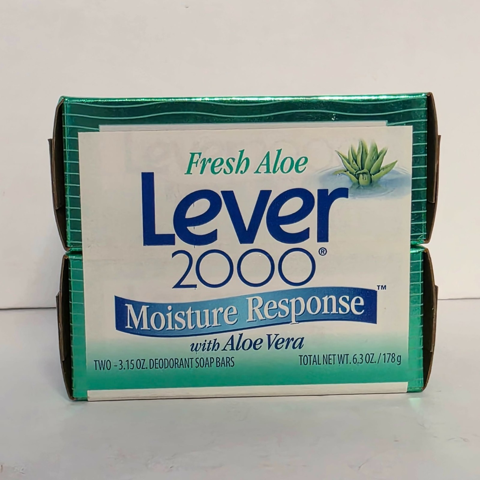 VTG Lever 2000 Moisture Response Soap with Aloe Vera, 2 Bars, Size 2-3.15 oz NEW
