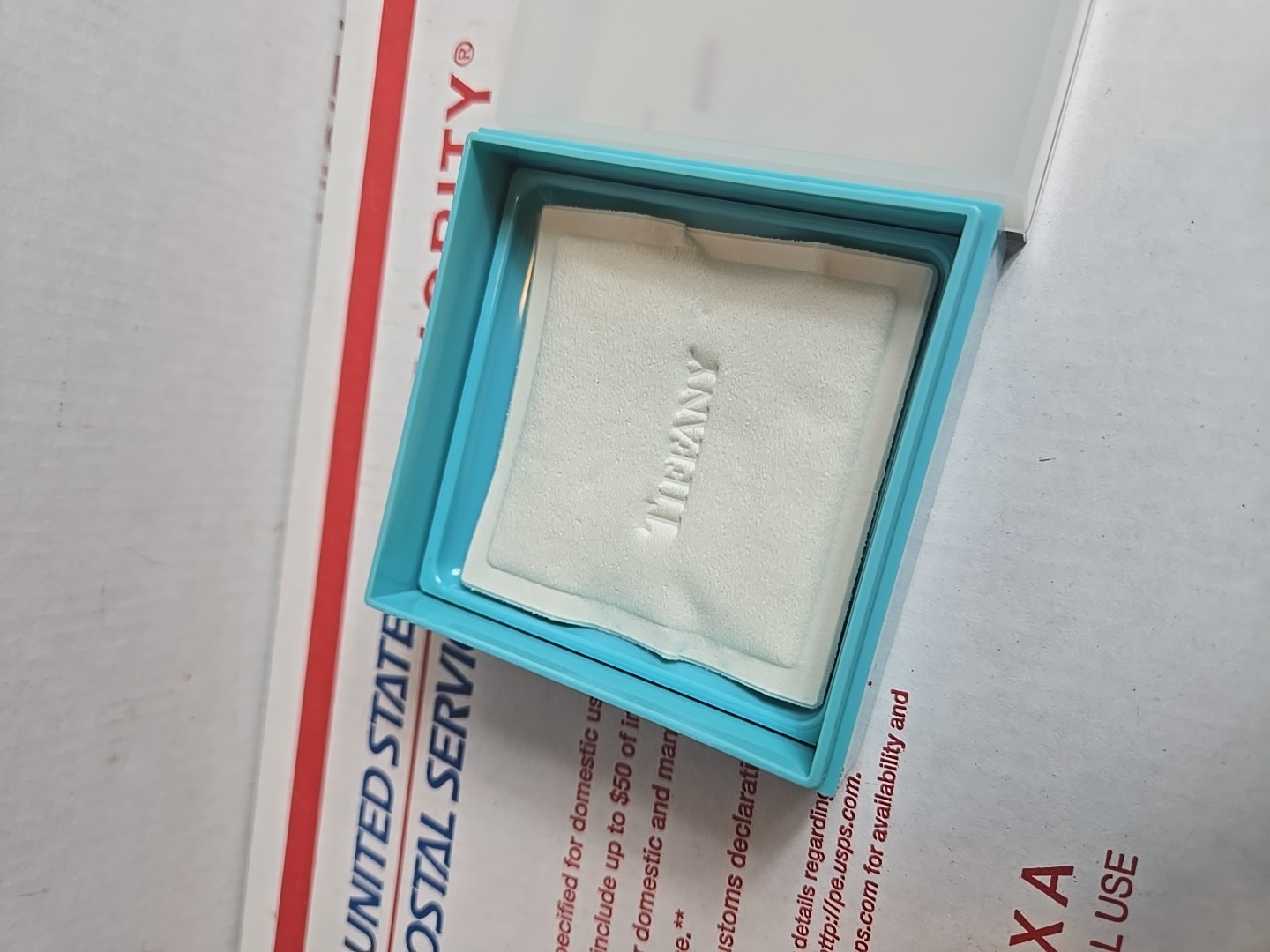 Tiffany & Co. 3.52 Oz. Net Wt. 100G Perfumed Soap in Case, NEW