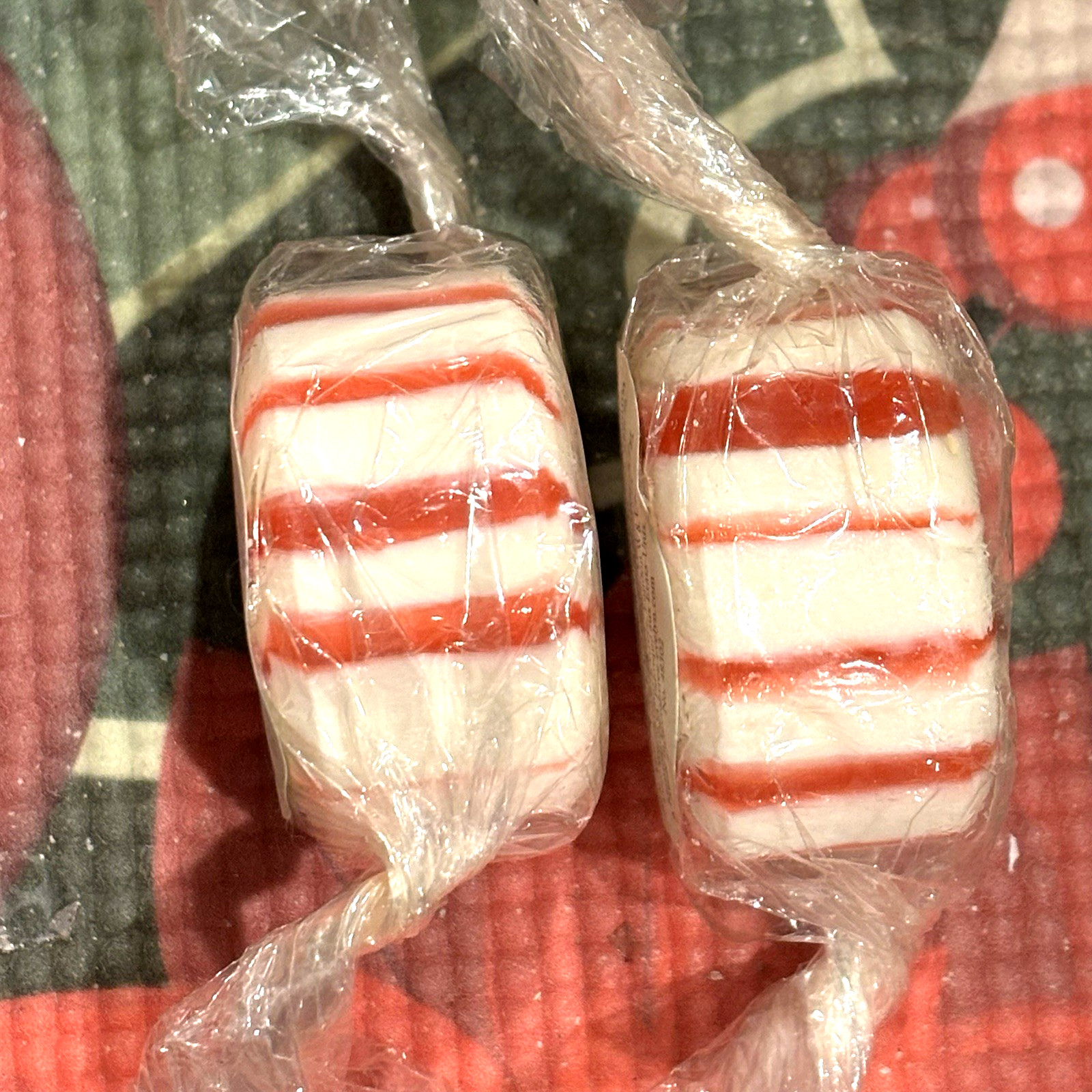 2X Crabtree & Evelyn Starlight Peppermint Soaps 2” Red New 2 oz/57g Vintage 1999