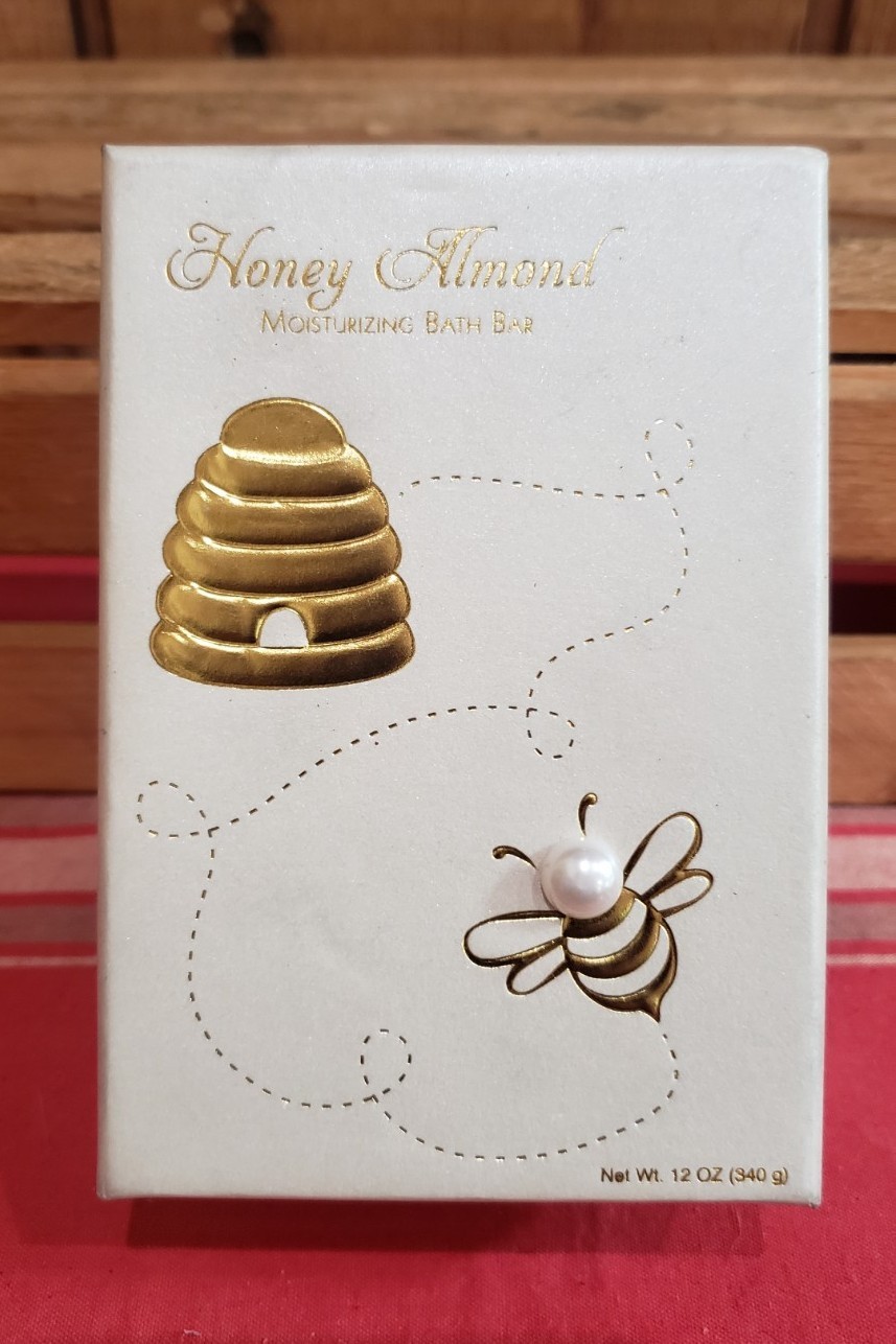 HONEY ALMOND Scented Moisturizer Soap Bar 12oz in Decorative Box Pearl Bee New
