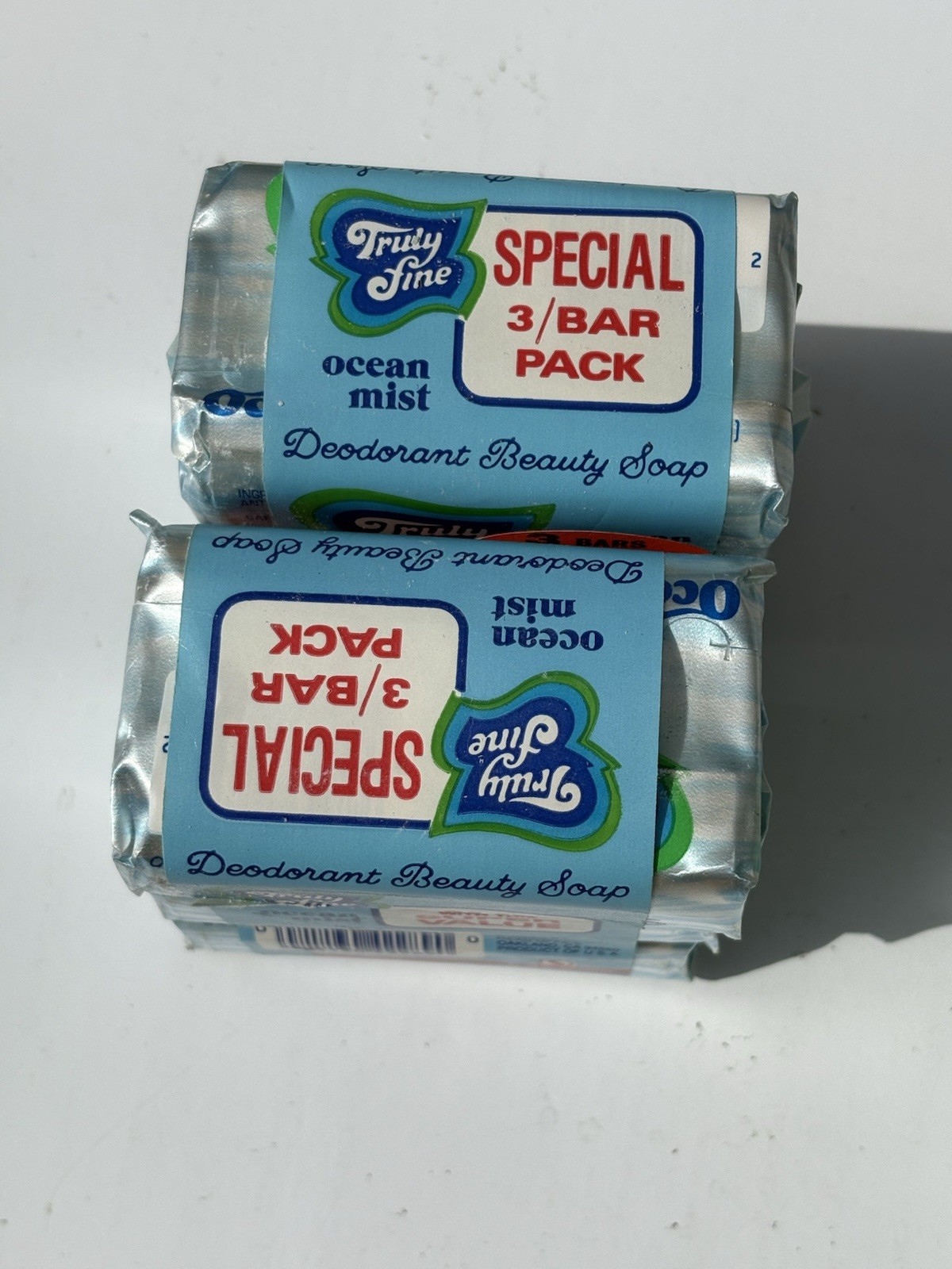VINTAGE Beauty BAR SOAP Deodorant Soap Lot Of 6 NEW NOS Truly Fine Ocean Mist