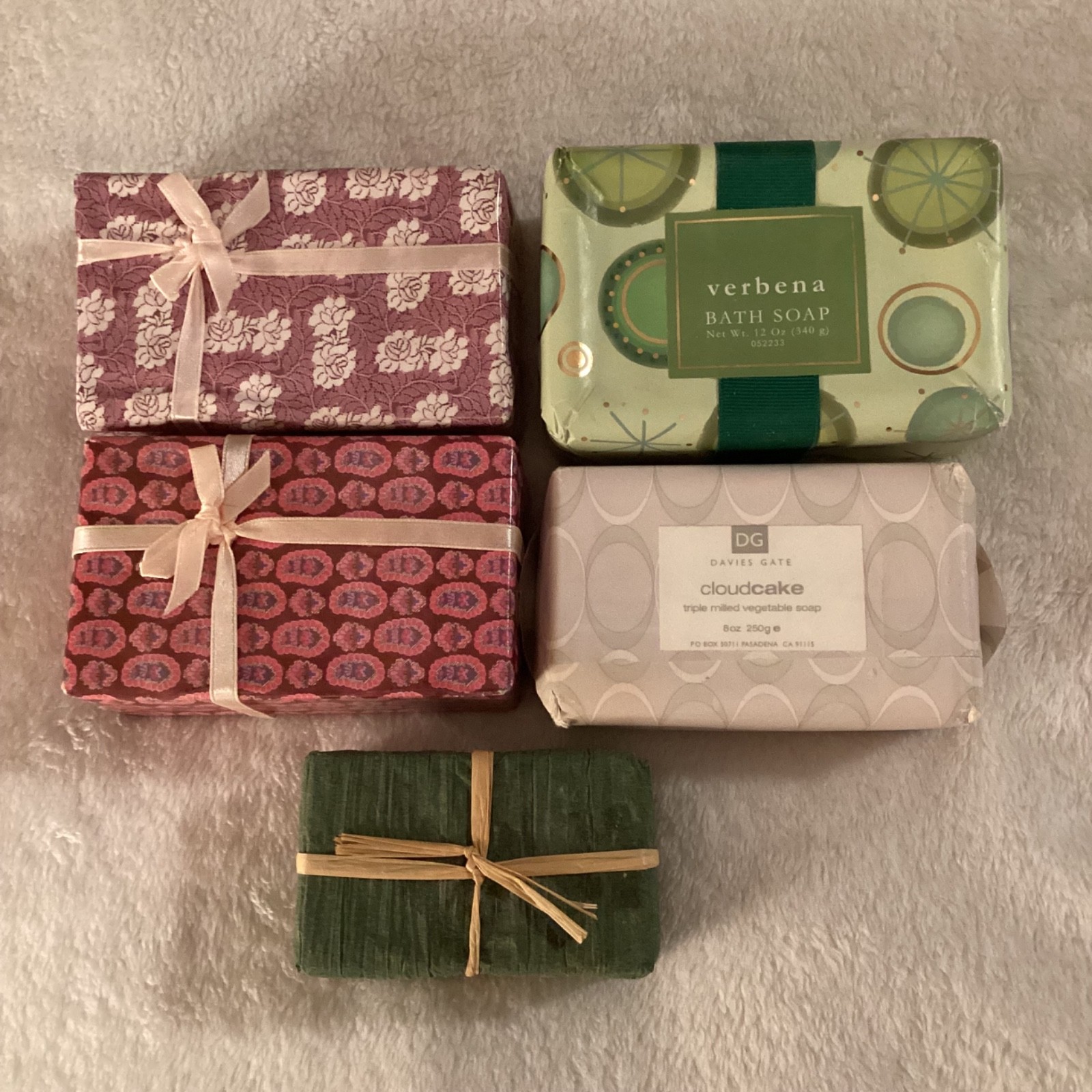 Lot Of 5 Mostly Vintage Scented Luxury Boutique Gift Bath Guest Soap Wrapped New