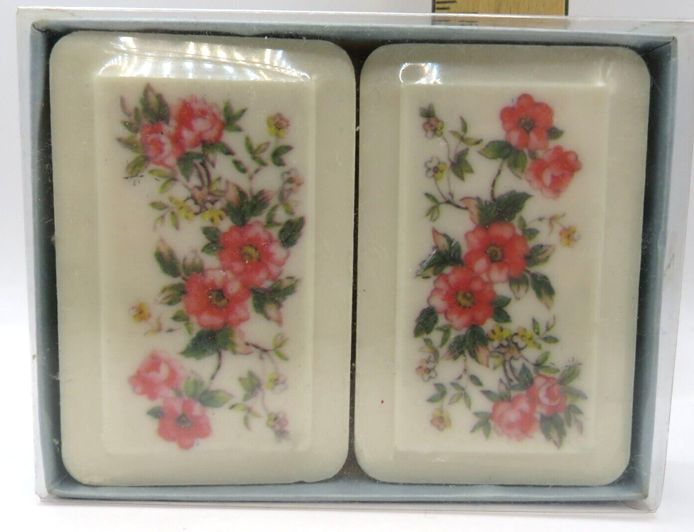 VTG Sealed Katherine Gray finest hard French soap 2-bar 5.5 oz Beach Sea Shells
