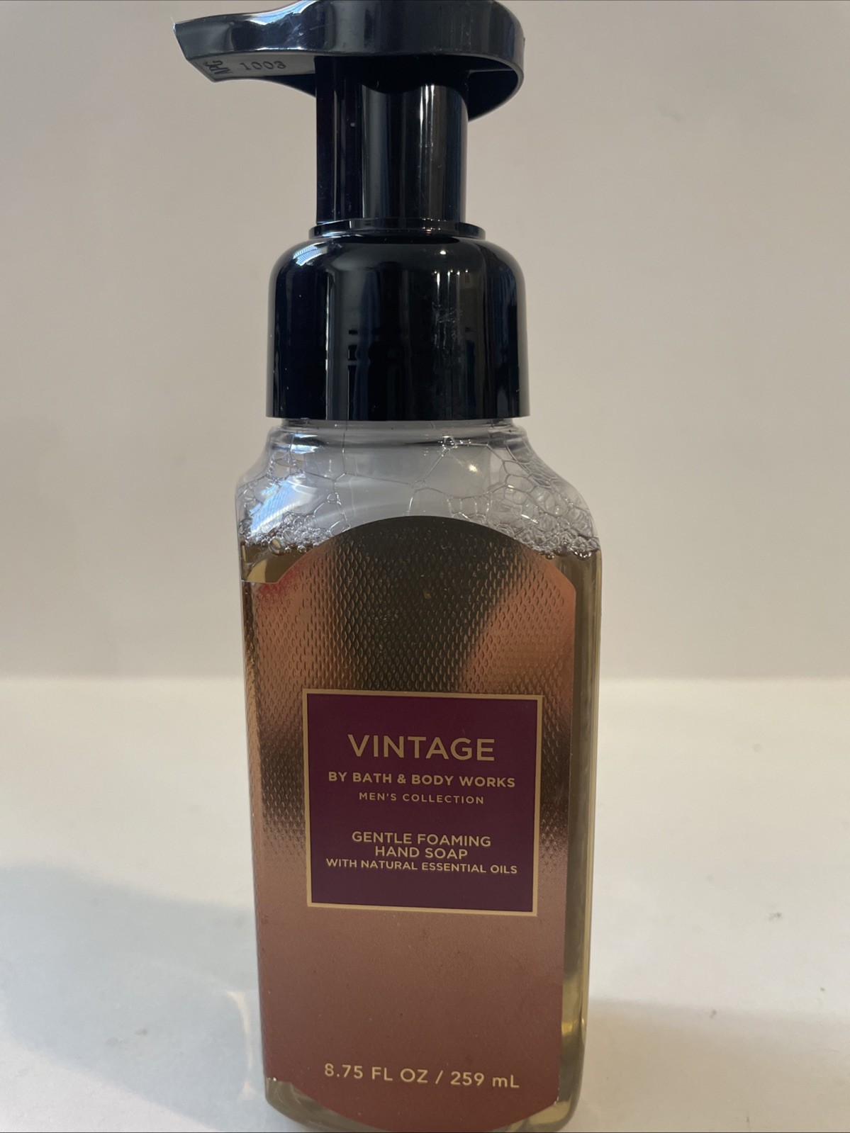 Bath & Body Works Men’s Collection Gentle Foaming Hand Soap VINTAGE 8.75 Fl Oz