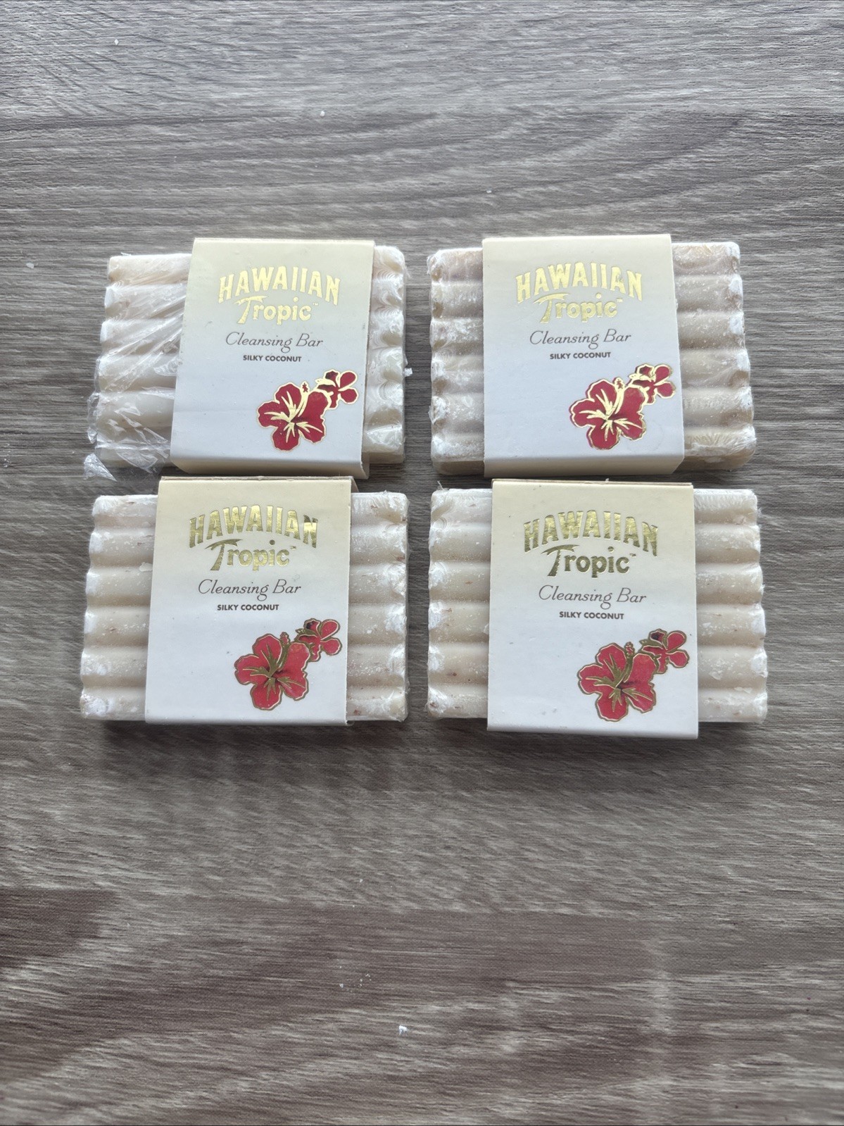 Hawaiian Tropic Silky Coconut Cleansing Massage Soap lot of 4 each 1.5oz Bars