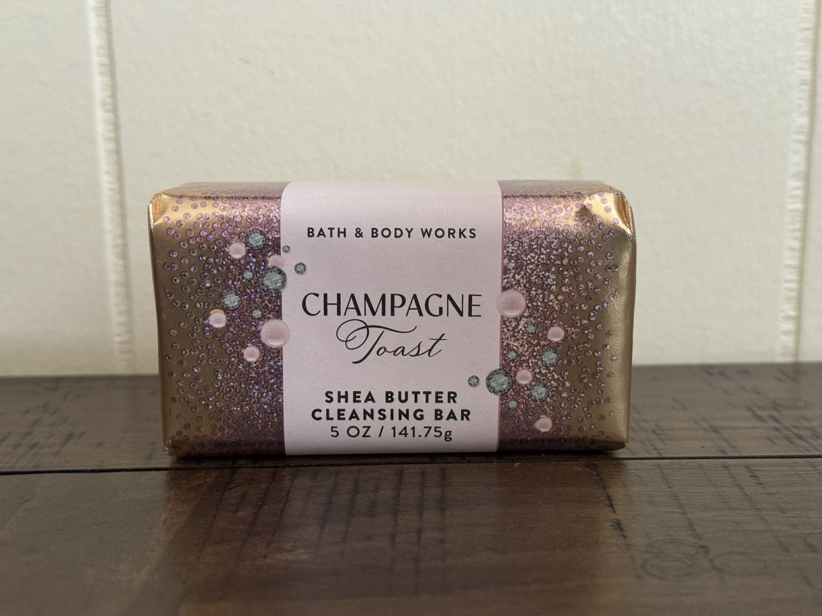 Bath & Body Works Champagne Toast Shea Butter Cleansing Bar Soap, 5oz