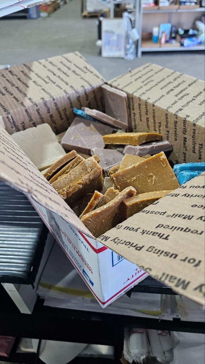 Dr. Squatch Bulk Soap Variety Box (End Cuts & Extras)