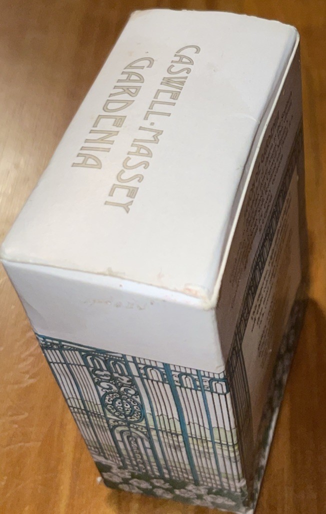 Caswell-Massey Gardenia Floral soap 3.25 oz vintage New In box