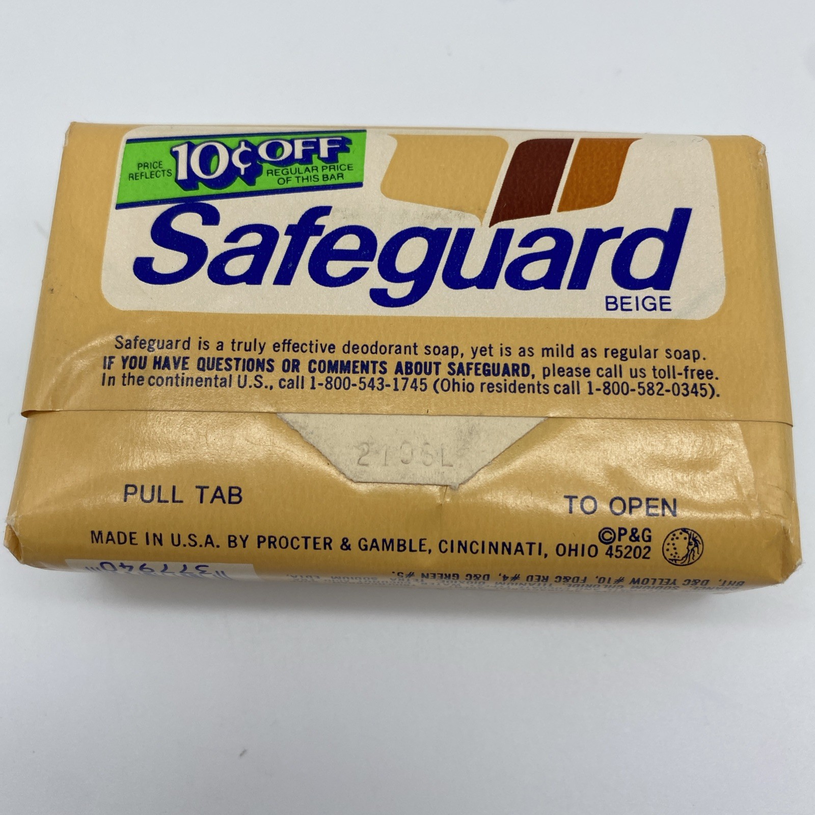 2 Vintage Safeguard Beige Deodorant Soap Bars New Sealed Large 5oz