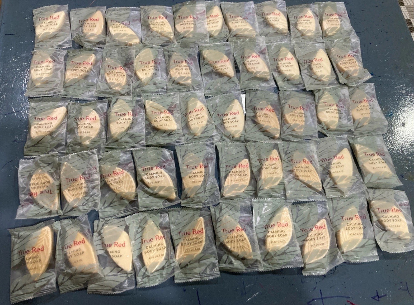 50 Pcs True Red Calming Body Soap In The Shape Of A Leaf 0.8 Oz Each