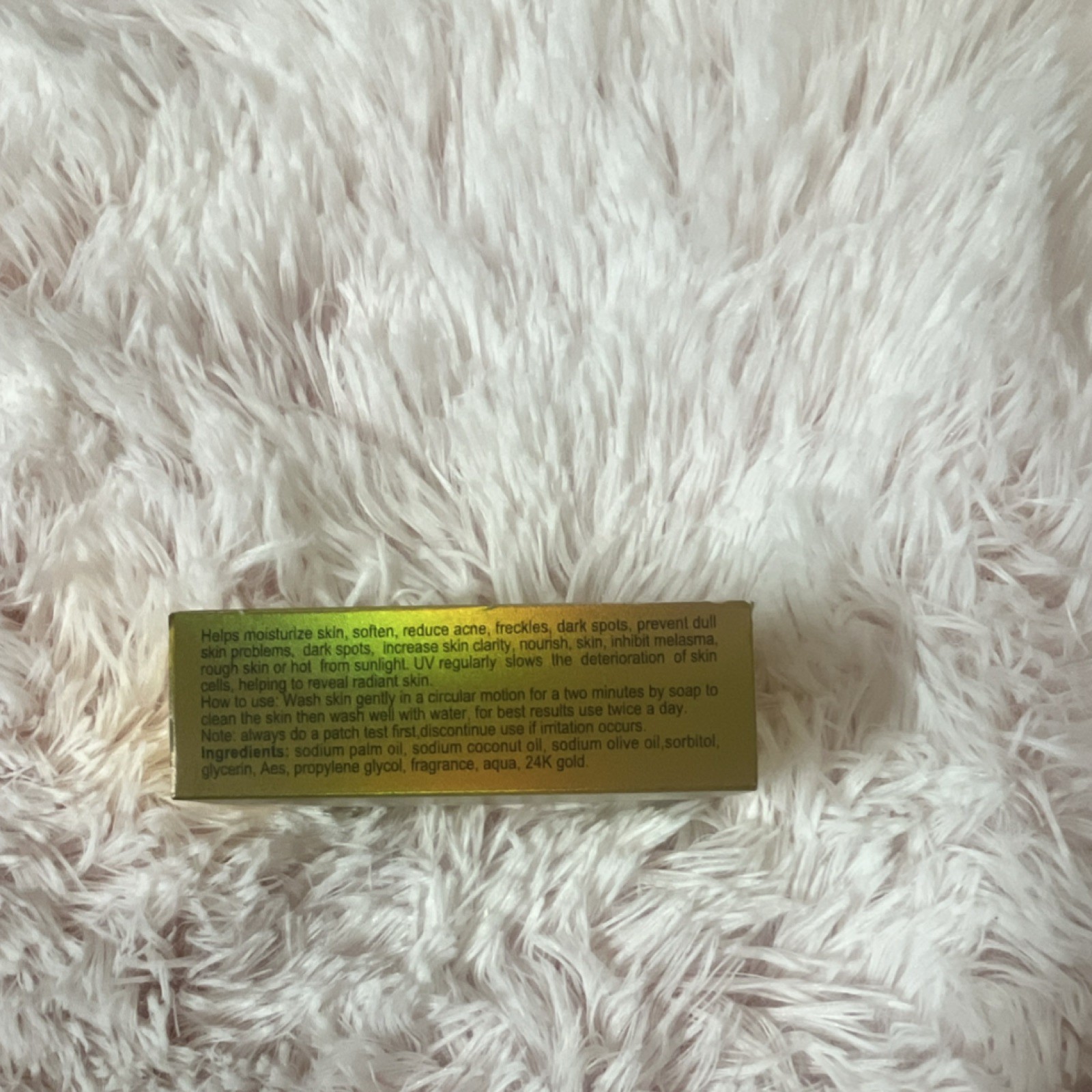 Simply Bella Gold 24K Whitening Soap 100g Moisturizing Softening Acne Reduction