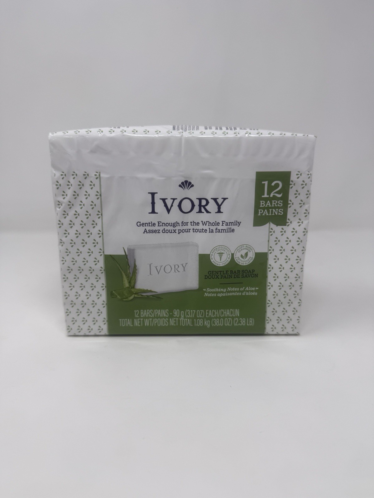 Ivory Bar Soap, soothing notes of Aloe, for All Skin Types, 12 Count, 3.17 oz