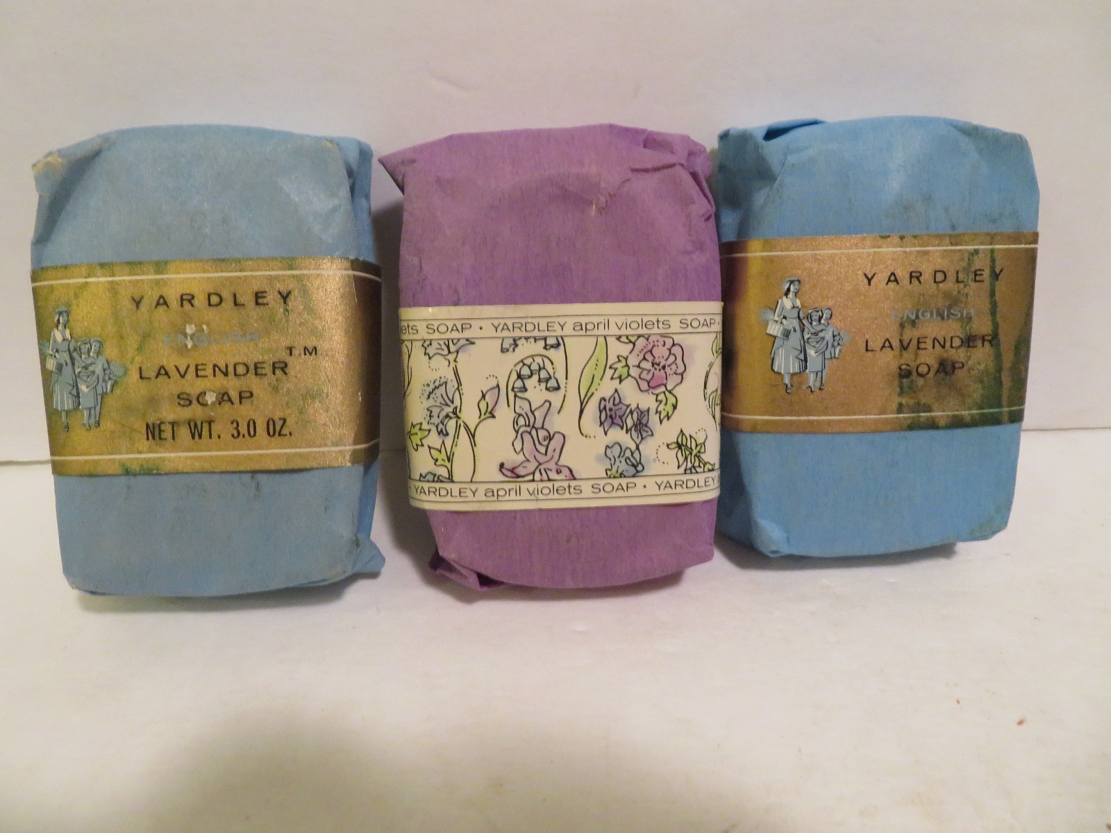 Antique Vintage Yardley English Soaps 3 oz lot three BARS