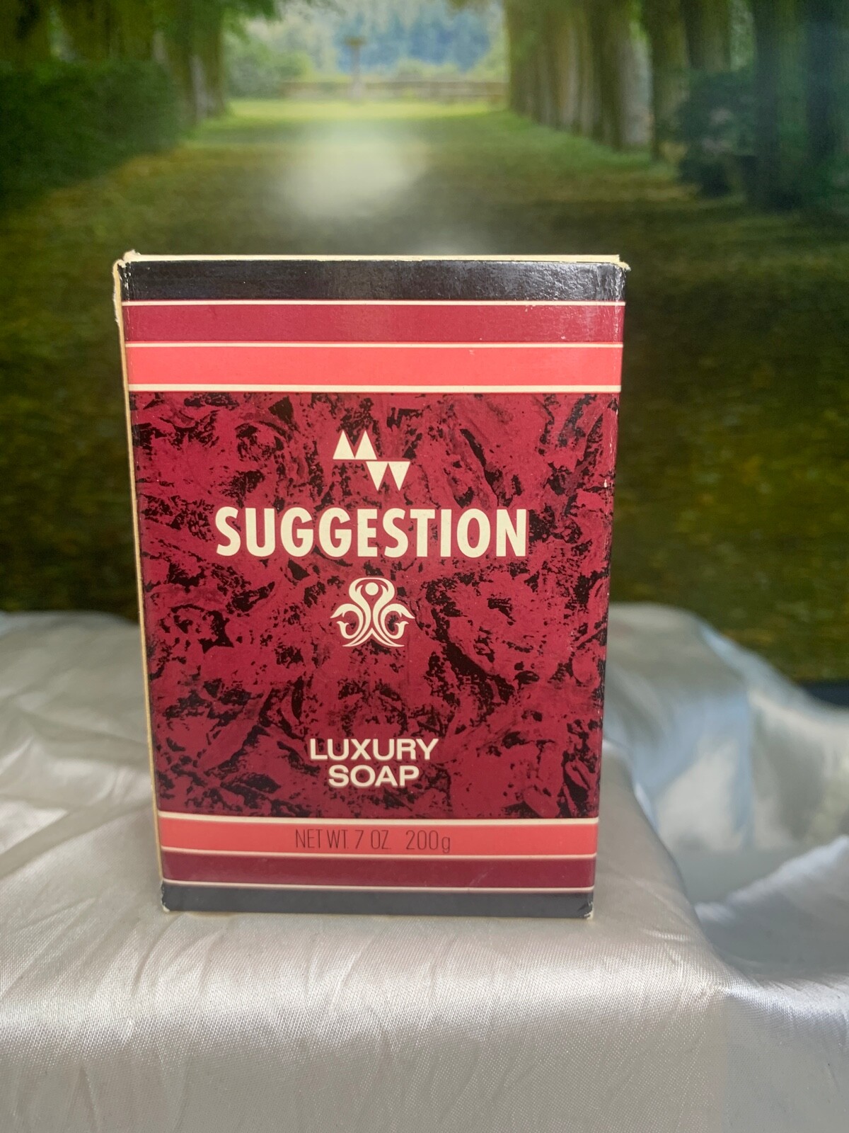 Suggestion 200g Luxury Soap Unisex (new with box)