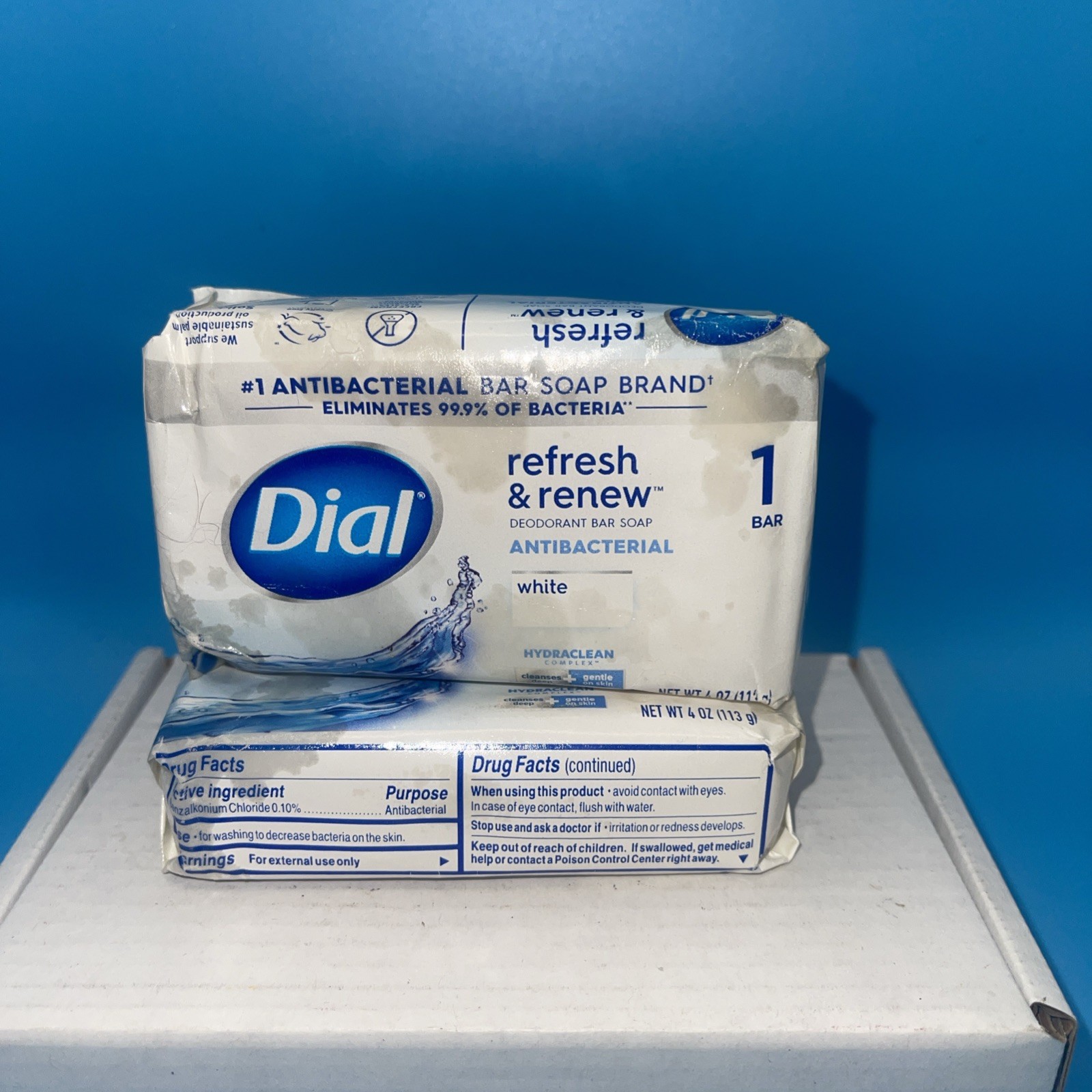 Dial White Antibacterial Refresh & Renew Bar Soap 4 oz New 2 Bars