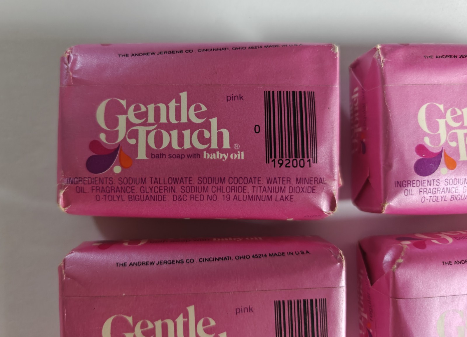 Vintage 4 Gentle Touch Bath Soap Pink Bar w/Baby Oil 3 oz NOS Jergens RARE
