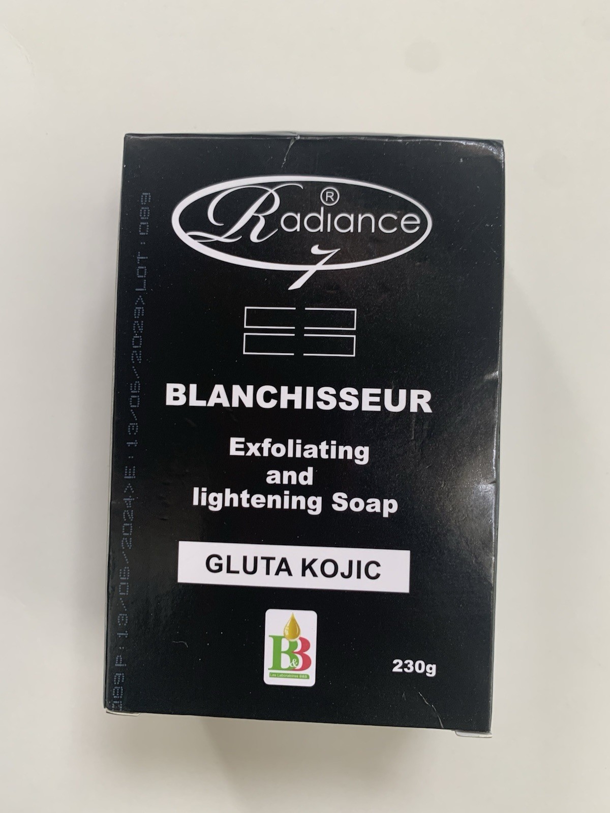 RADIANCE 7 BLANCHISSEUR EXFOLIATING AND LIGHTENING SOAP GLUTA KOJIC 230G 1PACK