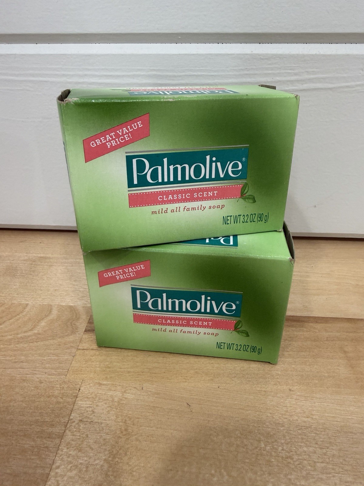 Palmolive Classic Scent Bar Soap New 3.2oz Lot of 2