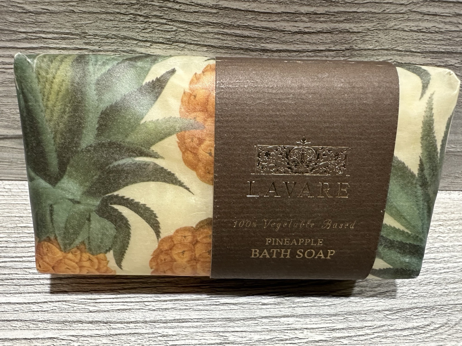 LAVARE Pineapple Luxurious Bath Soap 10 oz. Bar 100% Vegetable Based