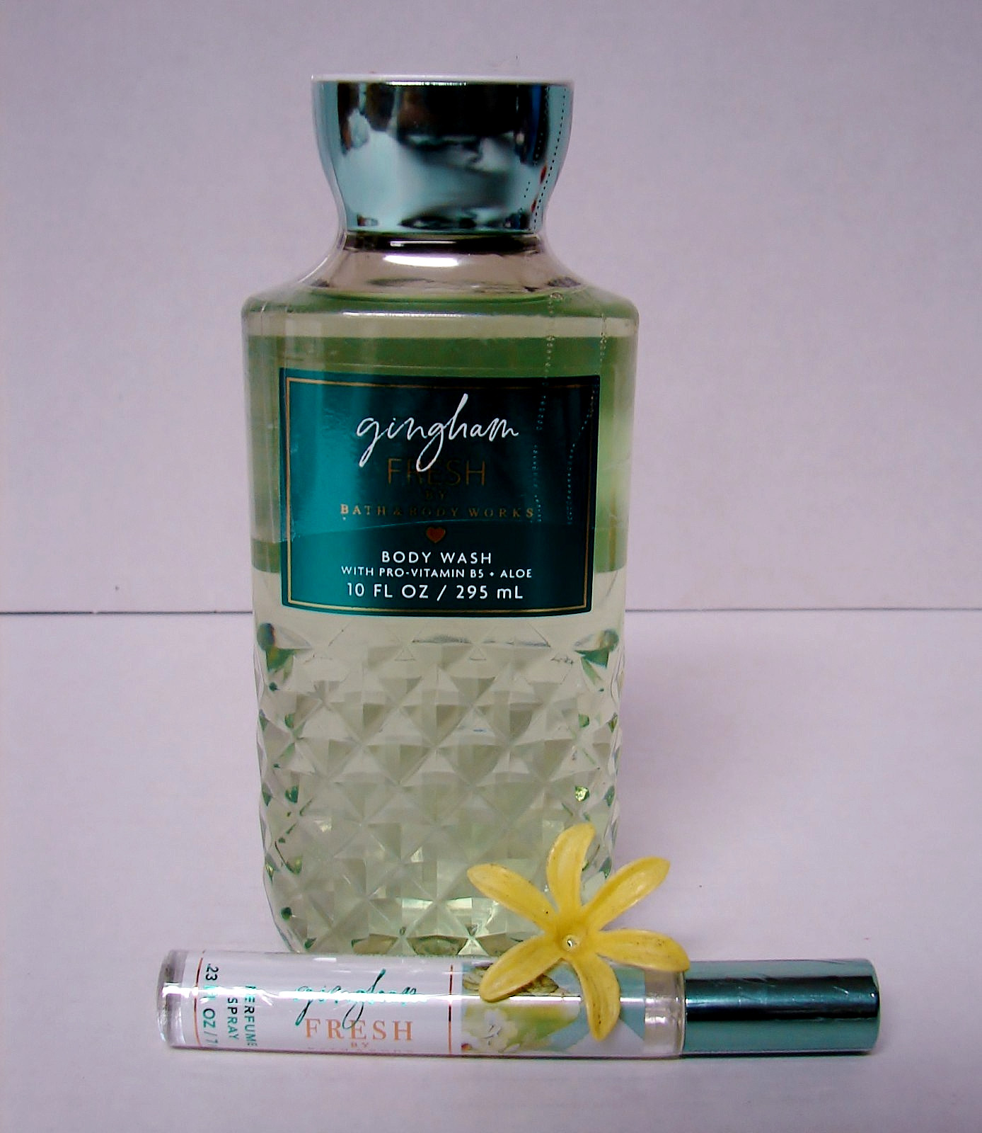 Bath & Body Works ~”GINGHAM FRESH” Body Wash & Travel-Size Perfume ~ NEW