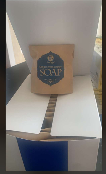 The Enagic Kangen Ukon & Honey Soap Box of 16 features 3oz bars of French milled