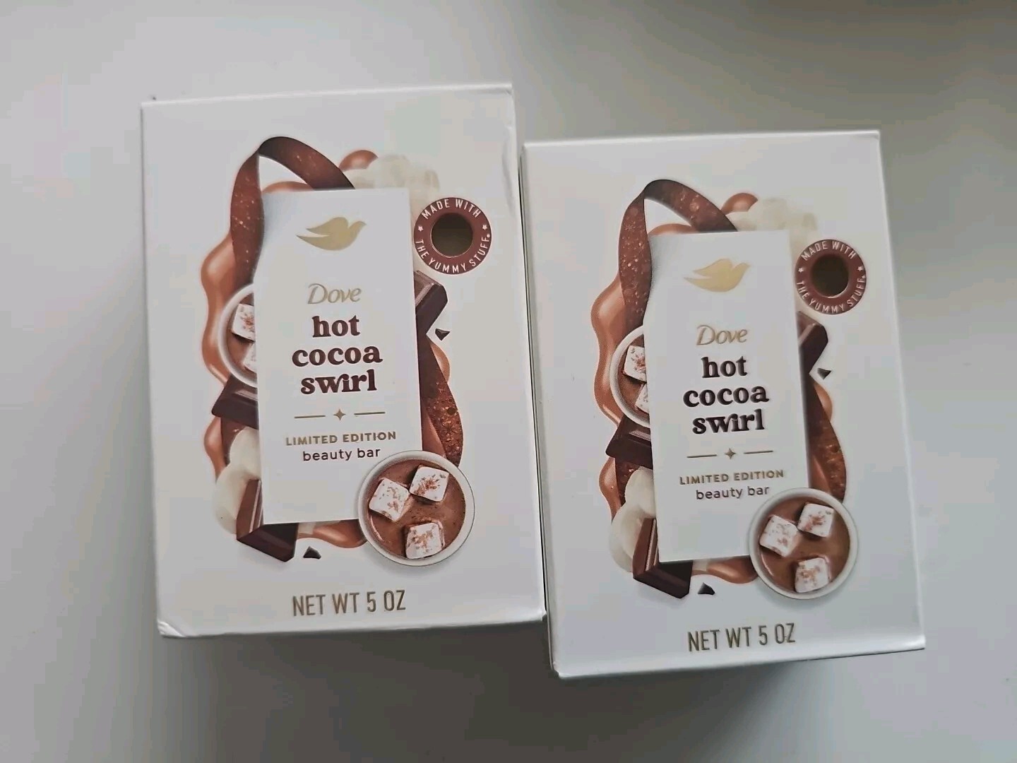 Dove Limited Edition Holiday Treats Bar Soap HOT COCOA SWIRL Scent 5oz Lot Of 2