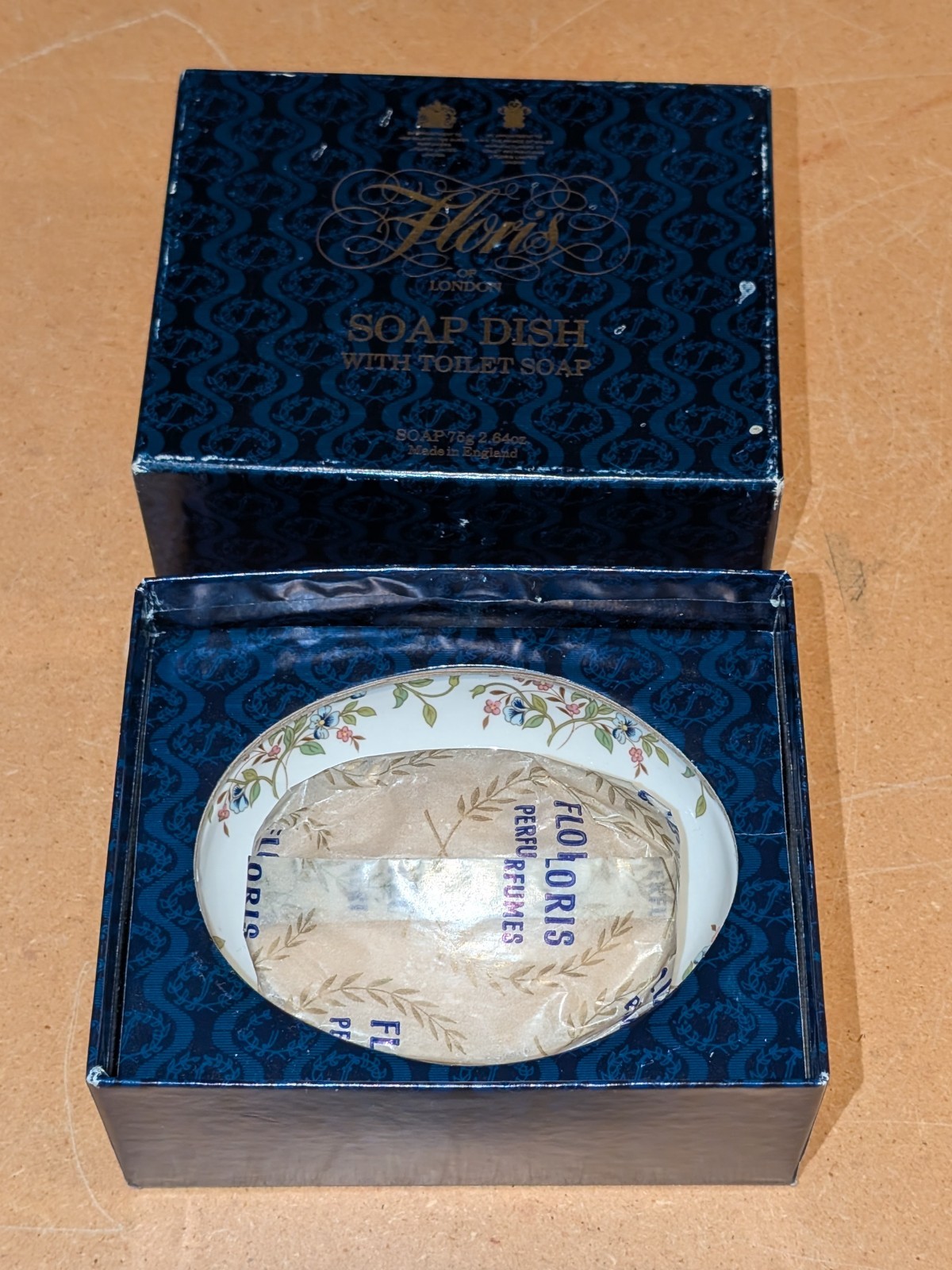 Vintage Floris of London RARE Unused Ceramic Bone China Floral Soap Dish NOS