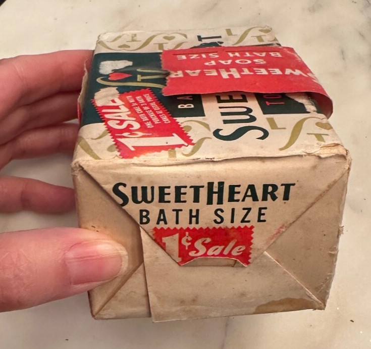 Sealed Vintage Sweetheart Sweet Heart Mild Bath Size Beauty Soap