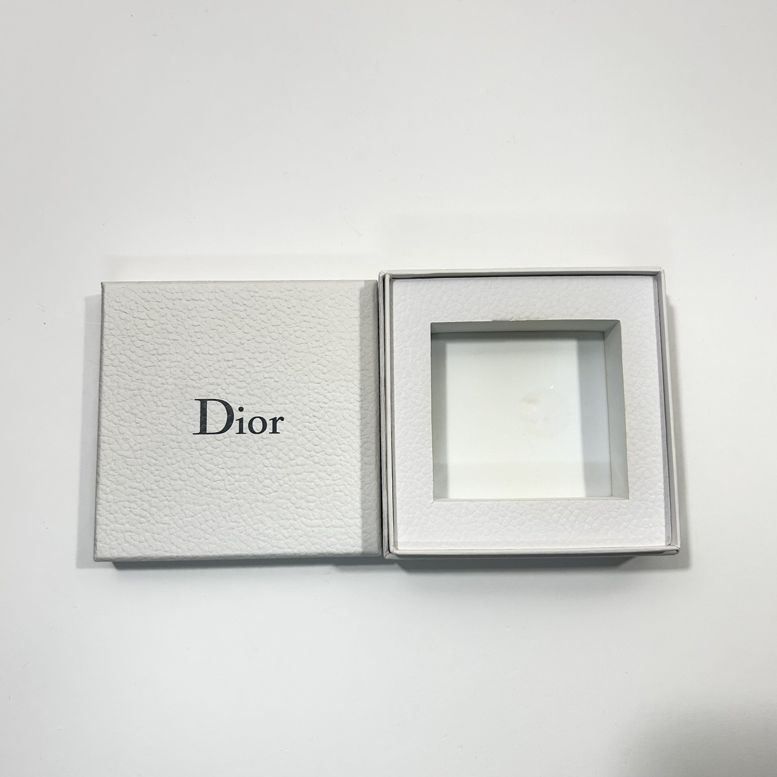 Miss Dior savon soyeux silky soap Perfume designed 5.2oz/ 150g. from JAPAN