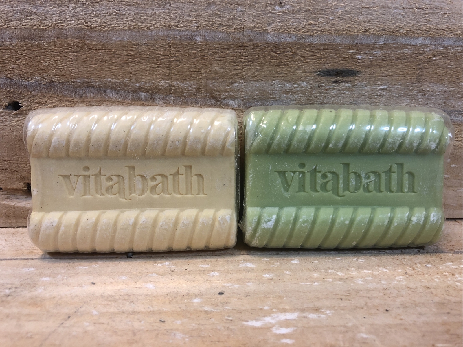 Vitabath Bars Of Soap, 1 Green, 1 Yellow 4oz Each
