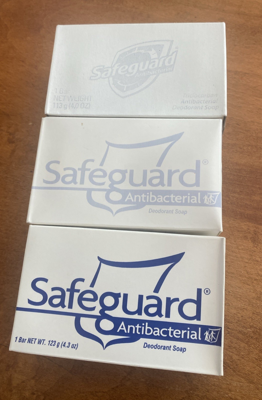 Lot of 3 VTG Safeguard Triclocarban 1.2% Antibacterial Deodorant Soap Bars 4 OZ